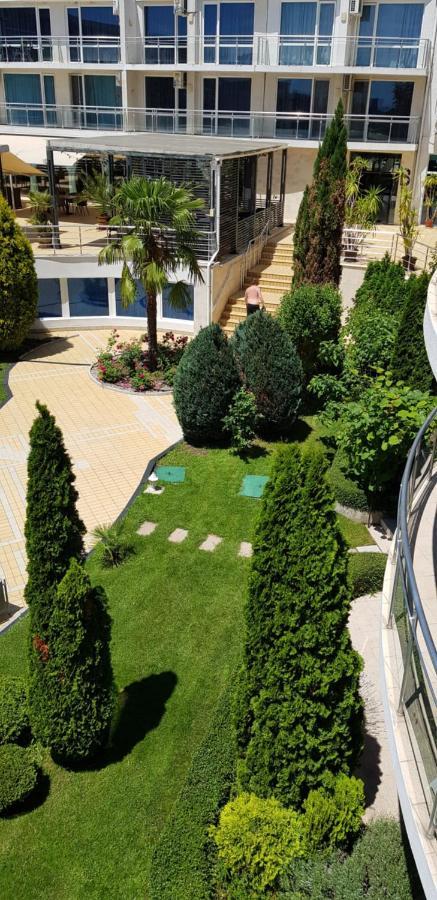 Apartment With Green Terrace Burgas ภายนอก รูปภาพ
