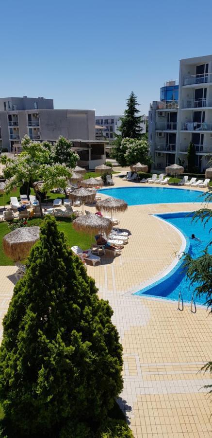 Apartment With Green Terrace Burgas ภายนอก รูปภาพ